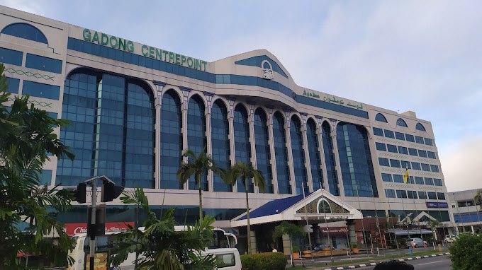 Centrepoint Hotel